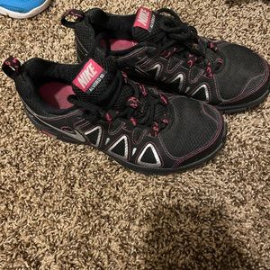 Women’s nikes great condition